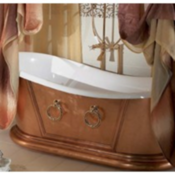 Акриловая ванна с деревянной обшивкой