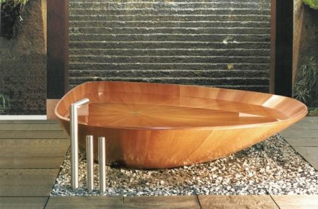 Ванна из деревянных ламелей